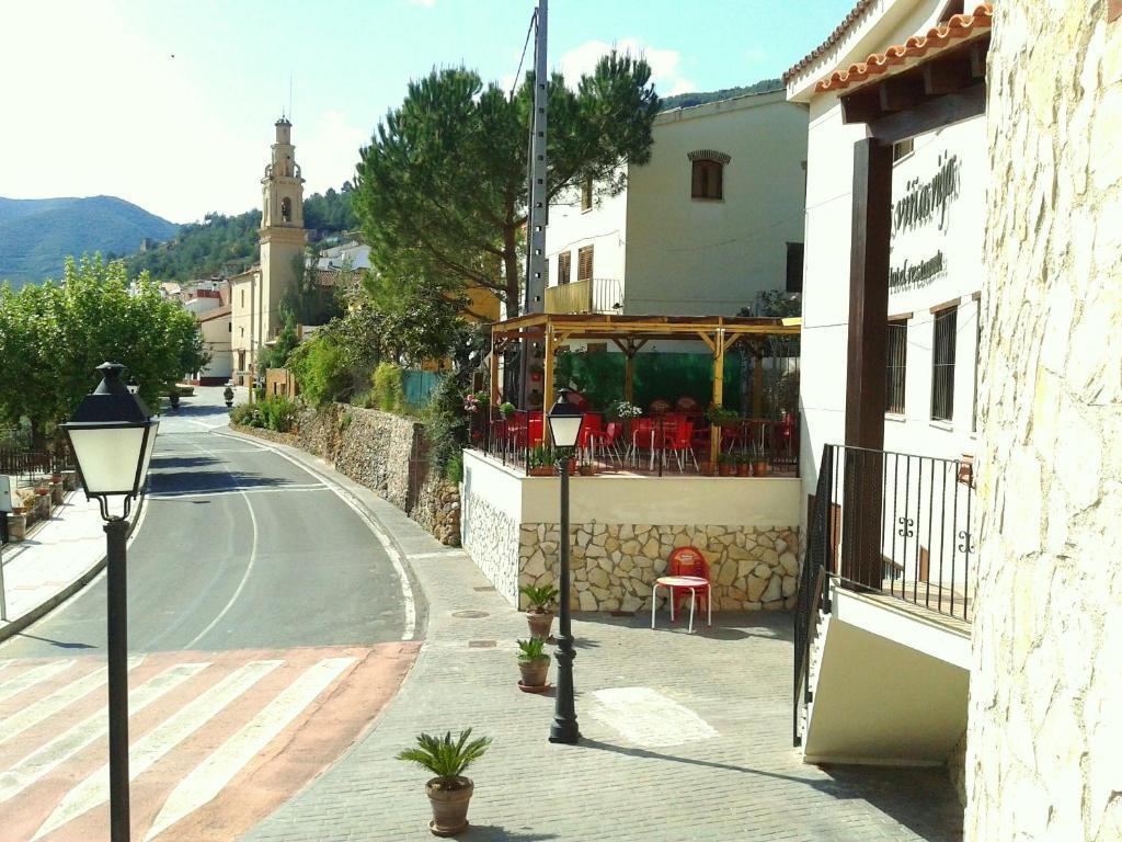 Hotel Restaurante Vinas Viejas Fuentes de Ayodar Exterior photo